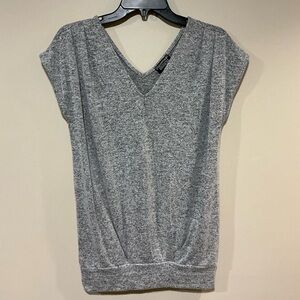 Papermoon Stitch Fix Heather Gray V-Neck Short Sleeve Top